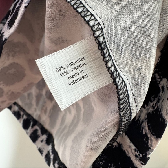 Lane Bryant Black and White Animal Print Blouse 18 - Picture 5 of 5
